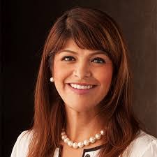 Nellie Andrade's Instagram, Twitter & Facebook