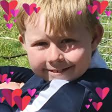 Looking for a recommendation for a painter/decorator to paint 3 small rooms  and a hallway ideally next week or the following week. Thanks in advance