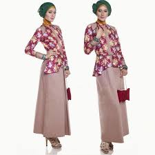 Informasi penting seputar gamis untuk kamu. 37 Model Baju Gamis Batik Kombinasi Polos Terbaru 2018 Model Baju Muslimah Batik Terbaru 2018 Model Pakaian Batik Model