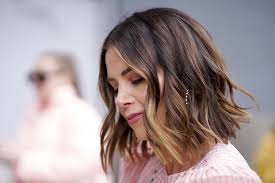 This style keeps the hair long and extra curly. Hairstyles For Thick Wavy Hair In 2021 All Things Hair Us