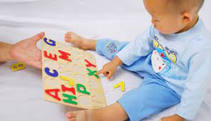 Fruhforderung Ihr Baby Mit 8 5 Monaten