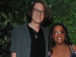 Alison Hammond has stood up for Andy Burnham's wife after 'uncalled for'  criticism. 👏 Burnham and his wife, Marie-France van Heel, were recently  pictured together outside 10 Downing Street for the first
