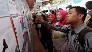 Lowongan kerja di bogor agustus 2021 temukan loker terbaru yang sesuai dengan lokasi, pendidikan, dan minat anda. Info Loker Ada 1 500 Lowongan Pekerjaan Di Bursa Kerja Bogor Bisnis Tempo Co
