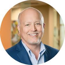 Holly Eldred's Instagram, Twitter & Facebook