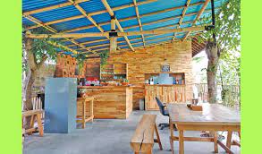 Maybe you would like to learn more about one of these? Warung Berkonsep Unik Kayu Santen Sebagai Struktur Utama Cybertokoh Com