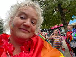 Preston Encounter Festival in rain!! Met Kendrick at pledges throne! As  well as Cllr Sully Sarwar. Brilliant dance performance of Closer to my  dreams. Musical performances