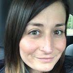 Kylie Sheldon's Instagram, Twitter & Facebook