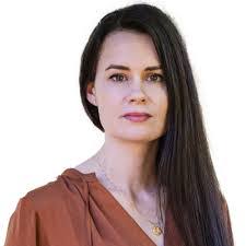 Kylie Gilbert's Instagram, Twitter & Facebook