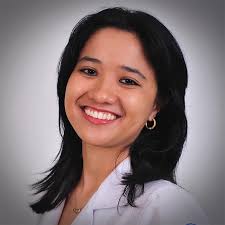 DRA. PRISCILLA CHANG