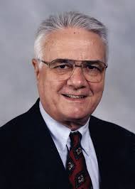 Ex-NU coach Bentz dies at 84; swimmers remember him for being 'one of the  guys'