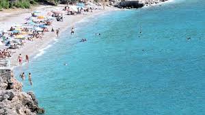 Το αλεποχώρι ή αλποχώρι μπότσαρη είναι ημιορεινό χωριό στην πρώην επαρχία δωδώνης του νομού ιωαννίνων στην ήπειρο σε υψόμετρο 440 μέτρων 1 2. Oi Paralies Ths Attikhs Meros 2o Meres Kai Nyxtes Sta Dytika A8hnoramatravel Gr Places To Visit Travel Outdoor