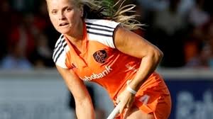 Her birthday, what she did before fame, her family life, fun trivia facts, popularity rankings, and more. Fatima Moreira De Melo Stopt Met Hockeyen Rijnmond