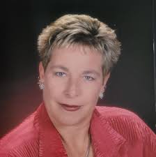 GRANDPA JONES WITH WIFE RAMONA & DAUGHTER ALISA 🎶