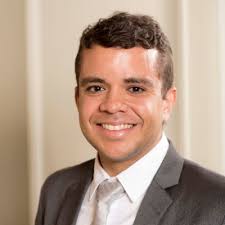 I am glad to announce my promotion as Senior Ratings Associate at Moody's  Ratings Really thankful for this new step!