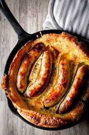 Easy Toad In The Hole In A Cast Iron Skillet Recipe Bratwurst Recipes Toad In The Hole Breakfast Recipes Casserole