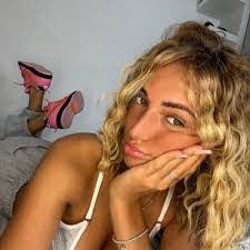 Damon Hilliard's Instagram, Twitter & Facebook