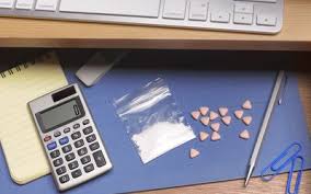 Watch out for these common things that phentermine could raise a false red flag in your drug screen if you don't have a medical reason for taking rifampin, which treats tuberculosis, might show up as opiates in some rapid urine screens. How Long Does Adipex Phentermine Stay In Your System