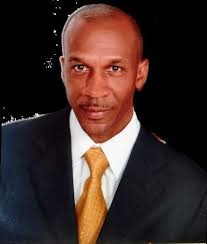 Bowles receives Bill Pierce Award