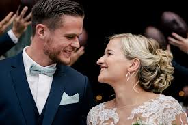 La photo de mariage moderne, artistique et élégante. Photographe Mariage Et Famille Bretagne