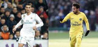 Vous allez tout savoir de comment la france a gagné cette coupe du monde, et comment elle est rentrée dans après une passe decisive, c'est (mettre le nom du buteur) qui a marqué le 1er but contre la croatie. Ldc Ronaldo Premier Joueur De L Histoire A Marquer 100 Buts Avec Le Meme Club