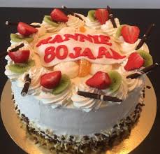Een Jarige Of Huwelijksjubilaris Feliciteren Met Taart Van Ons Charlotte Van Beuningen