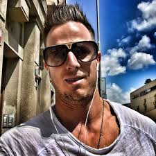 Daniel Grim's Instagram, Twitter & Facebook