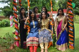 Raja festival 2021 odia images. Pahili Raja 2019 In India Photos Fair Festival When Is Pahili Raja 2019 Hellotravel