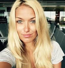 Wpływ efektu aureoli na oceny czynów przestępczych oraz związanych z nimi  osób*