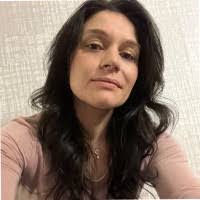 Desiree Bray's Instagram, Twitter & Facebook