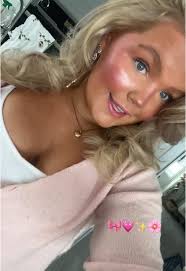 Trendy Pink Makeup Ideas with Matilde Caroline