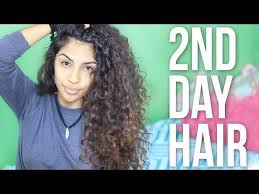 How To Refresh Curly Hair Youtube Add Your Conditioner To Spray Bottle Of Water To Wet It Down Before Adding Diy Hair Curls Curly Hair Diy Curly Hair Styles