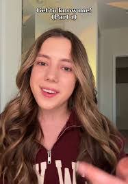 Brianna Harrison's Instagram, Twitter & Facebook