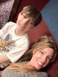 Larry Ashby's Instagram, Twitter & Facebook