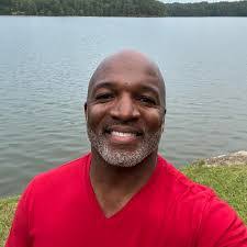 Veronica Hammock's Instagram, Twitter & Facebook