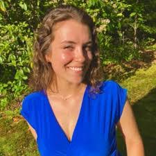 Alyssa Groh's Instagram, Twitter & Facebook