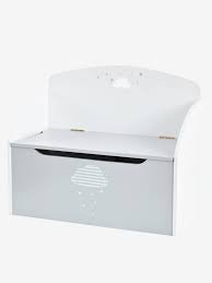 Grâce à ses dimensions contenues, ce petit coffre de rangement est l'idéal pour le placement dans des espaces très petits. Banc Coffre De Rangement Nuage Gris Blanc Un Coffre De Rangement Tres Mignon Avec Son Petit Nuage Q Banc Coffre De Rangement Coffre De Rangement Banc Coffre