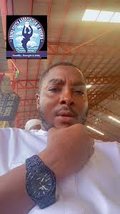 Happy Xmas to all my friends, we are outside ❤️❤️