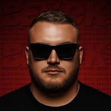 Richard Mustard's Instagram, Twitter & Facebook