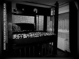 Catch them in wild bdsm sex as pain pleasures are dispensed freely. Bdsm Hotel Nein Ihr Bekommt Ein Ganzes Haus Fur Euch Alleine