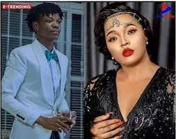 Mnanda, ambako alifanikiwa kujitengenezea jina kubwa baada ya nyimbo zake mbili, hereni na kazi yangu ya dukani kumfikisha kileleni. Young Killer Wolper Alinifumania East Africa Tv Plus Facebook