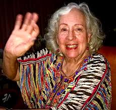 De esos días que vas con el profesor Roberto Matosas Postiglione a caminar  y llega a saludar al profesor mi gran amigo 23 años con los tigres del U DE  NUEVO LEON