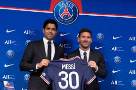 Al bajar del avión se lo vio con una remera blanca, con las letras de la nueva aún no se confirmó si el psg permitirá el ingreso de hinchas al estadio o la presentación será sólo de manera virtual. Wv1cfaevbwqm5m