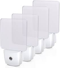 Dewenwils Plug In Led Night Light With Light Sensor Auto Dusk To Dawn Sensor Bright Nightlights For Bathroom Hallway Bedroom Living Room Flat Clear Design Daylight Ul Listed 4pack Amazon Com