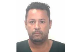 Man, 49, sentenced to 10 years for Waikiki surfboard rack arson