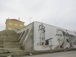 Check spelling or type a new query. Maior Mural De Vhils Esta No Barreiro Parque Empresarial Da Baia Do Tejo Aposta Na Dinamizaca Rostos On Line