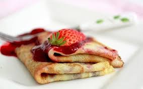Crepe A La Confiture De Fraise Berry Crepes Crepes Sweet Savory