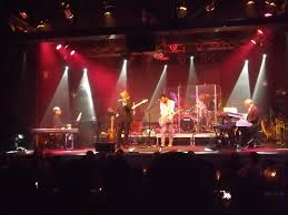 L'era del cinghiale bianco lyrics. Quando Franco Battiato Annuncio L Era Del Cinghiale Bianco Postmoderno La Voce Di New York