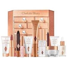 Best 15 Sephora Holiday 2020 Makeup Gift Sets For Beauty Lovers From A Sephorasquad Influencer Lo In 2020 Makeup Gift Sets Sephora Makeup Kit Sephora Holiday