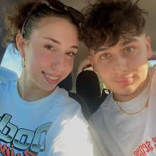 Rose Renda (@theroserenda) • Instagram photos and videos