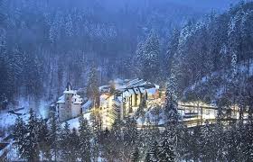 Craciun romania 2020 craciunul este o sarbatoare a luminii, a compasiunii fata de semeni; Revelion 2021 Munte Slanic Moldova Hotel Dobru Pachet Servicii Turistice Revelion Munte Cazare 4 Nopti In Perioada 30 12 2020 03 01 2021 Ultra A